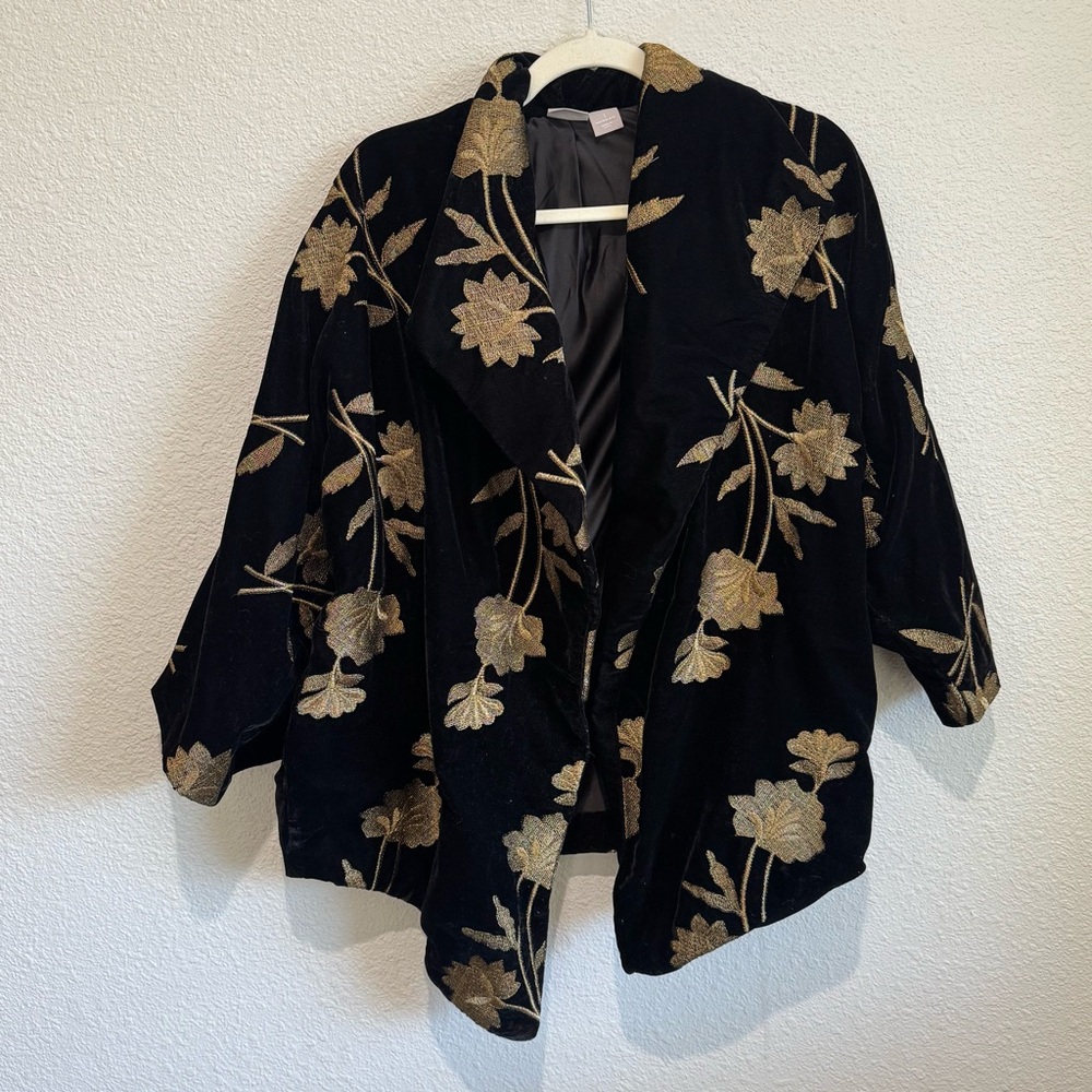 Chico's Black Label Womens‎ Medium 8/10 Black Velour Embroidered Jacket Gold